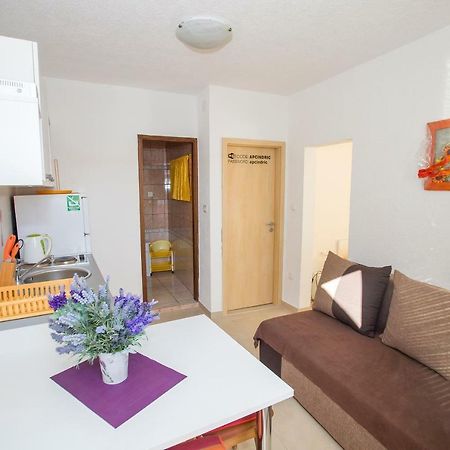 Apartmani Cindric Karlobag Luaran gambar