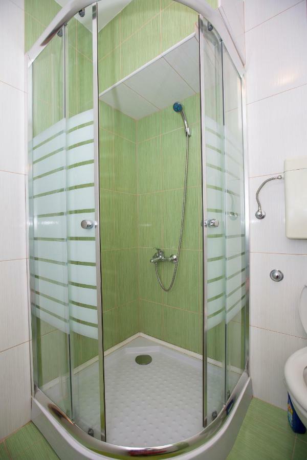 Apartmani Cindric Karlobag Luaran gambar
