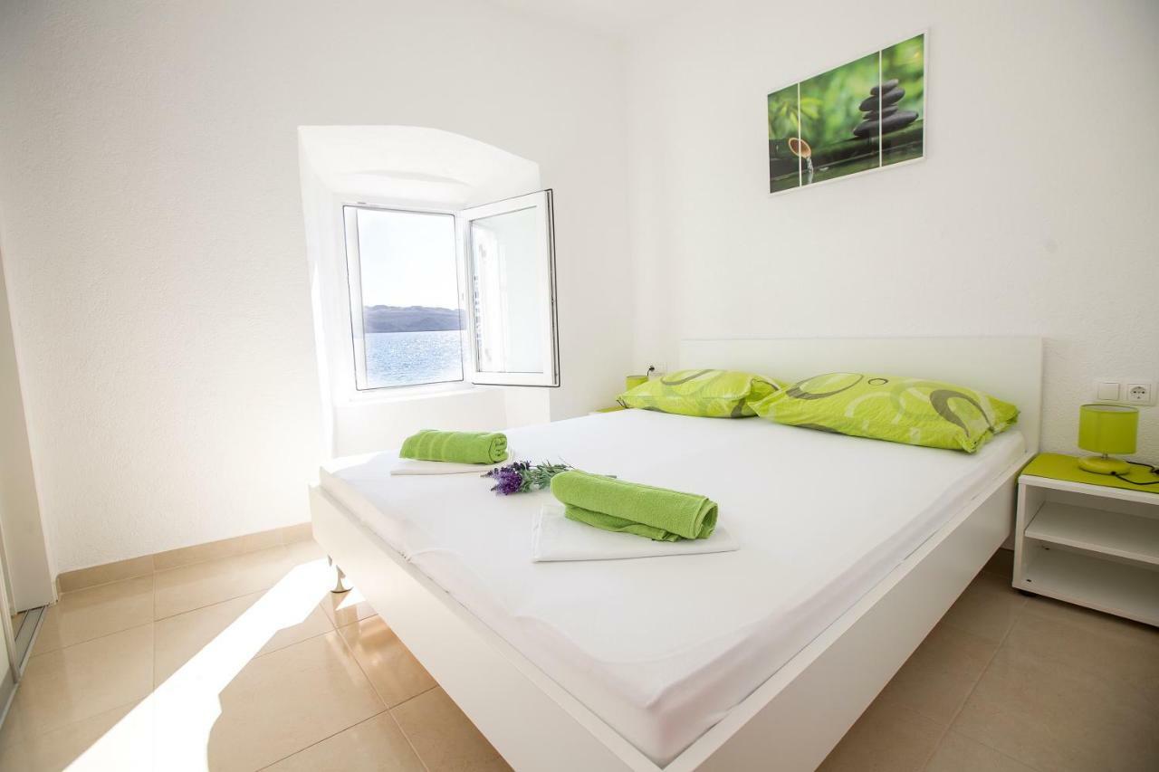 Apartmani Cindric Karlobag Luaran gambar