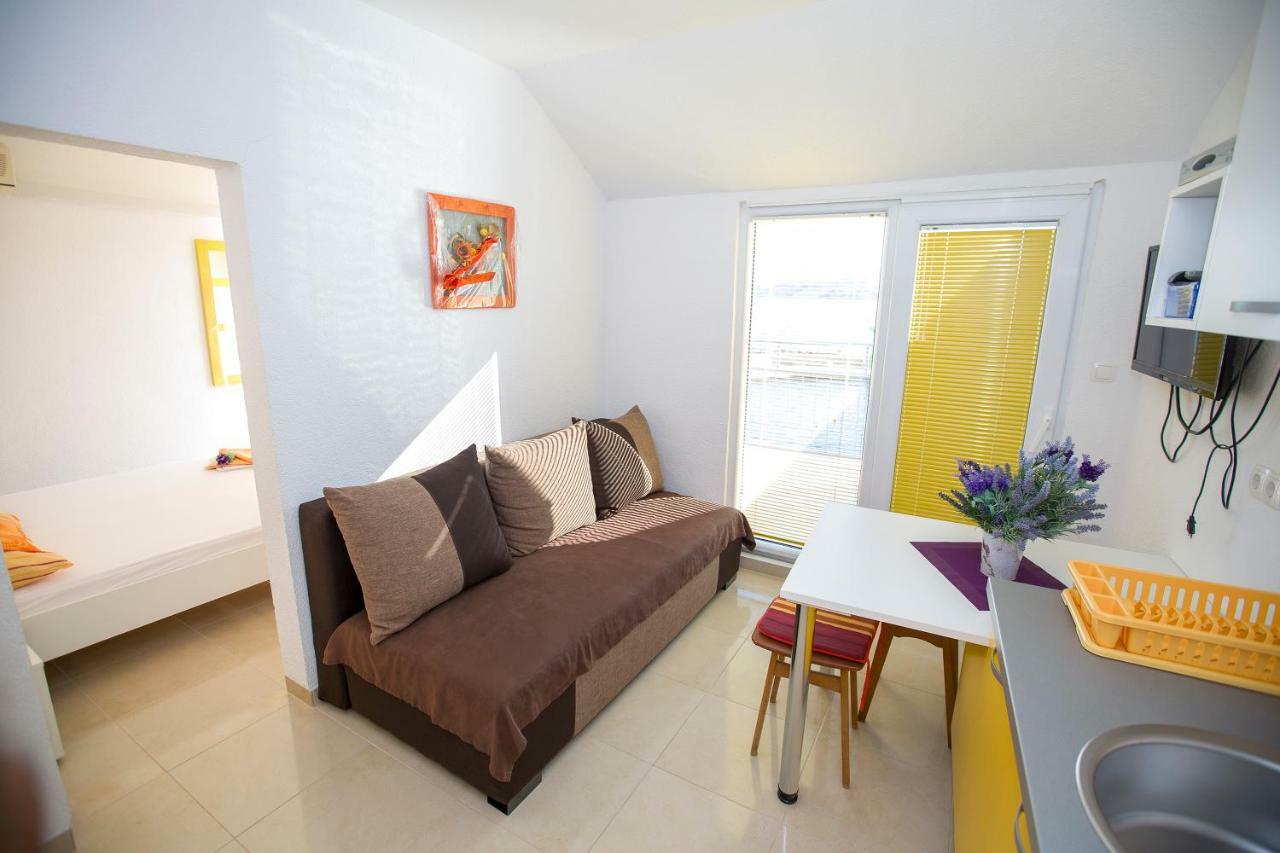 Apartmani Cindric Karlobag Luaran gambar